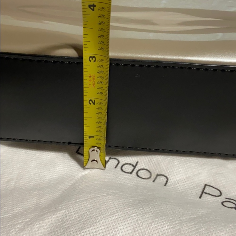 Beijo Handbag. NWOT! - Picture 14 of 16